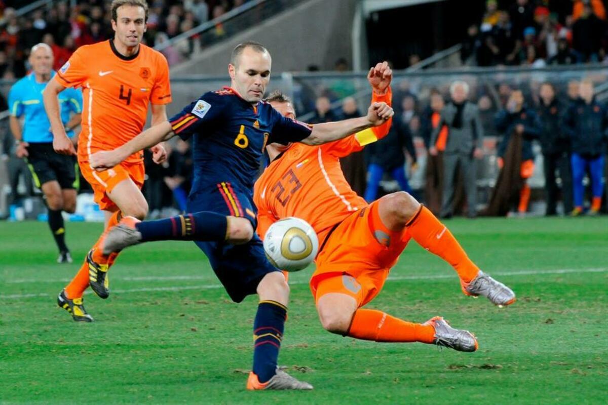 Fotografija uz vijest: Južna Afrika 2010: Španci do svjetskog trona uz zvuk vuvuzela