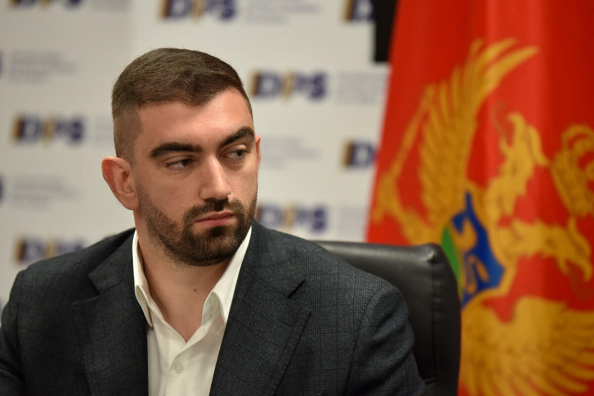 Fotografija uz vijest: Klikovac: Stojović nervozan, za njegovo imenovanje u Komisiju za EU GO DPS-a glasalo preko 200 članova