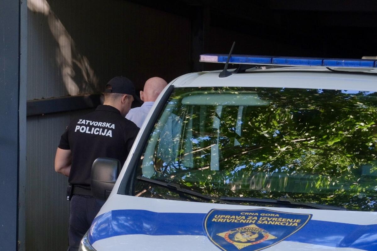 Fotografija uz vijest: Lazović: Snimanje garderobe pokazuje nemoć tužilaštva, nisu pronađene kockarnice i egzotične destinacije