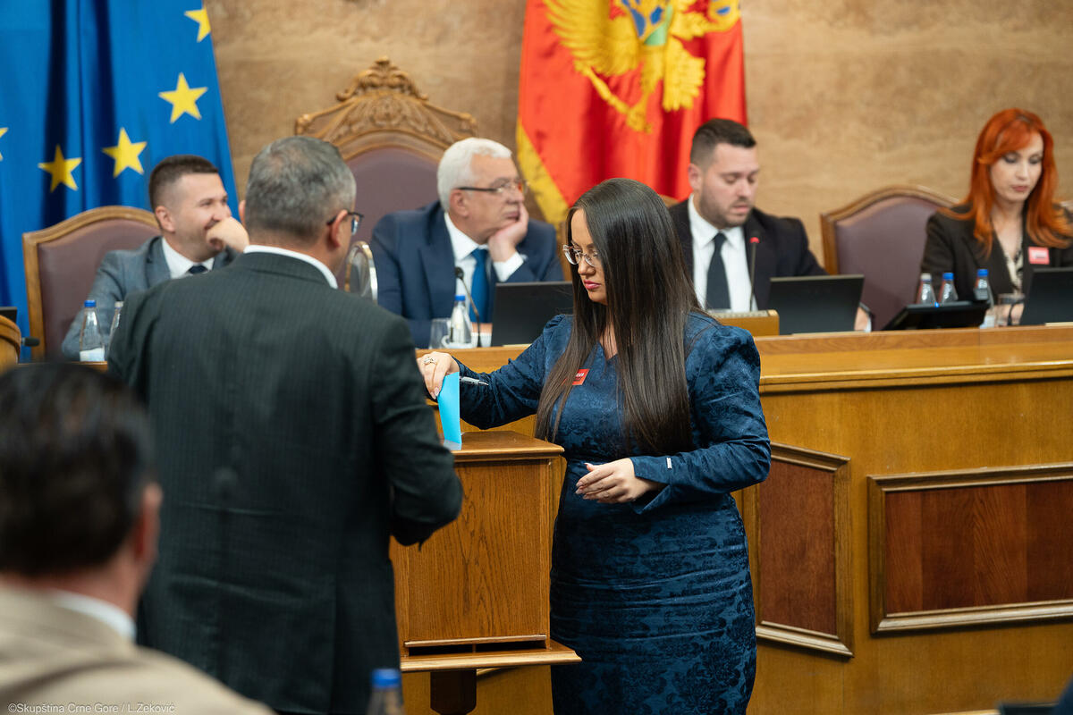Fotografija uz vijest: Mandić ostao na čelu Skupštine, danas rasprava o izmjenama Ustava