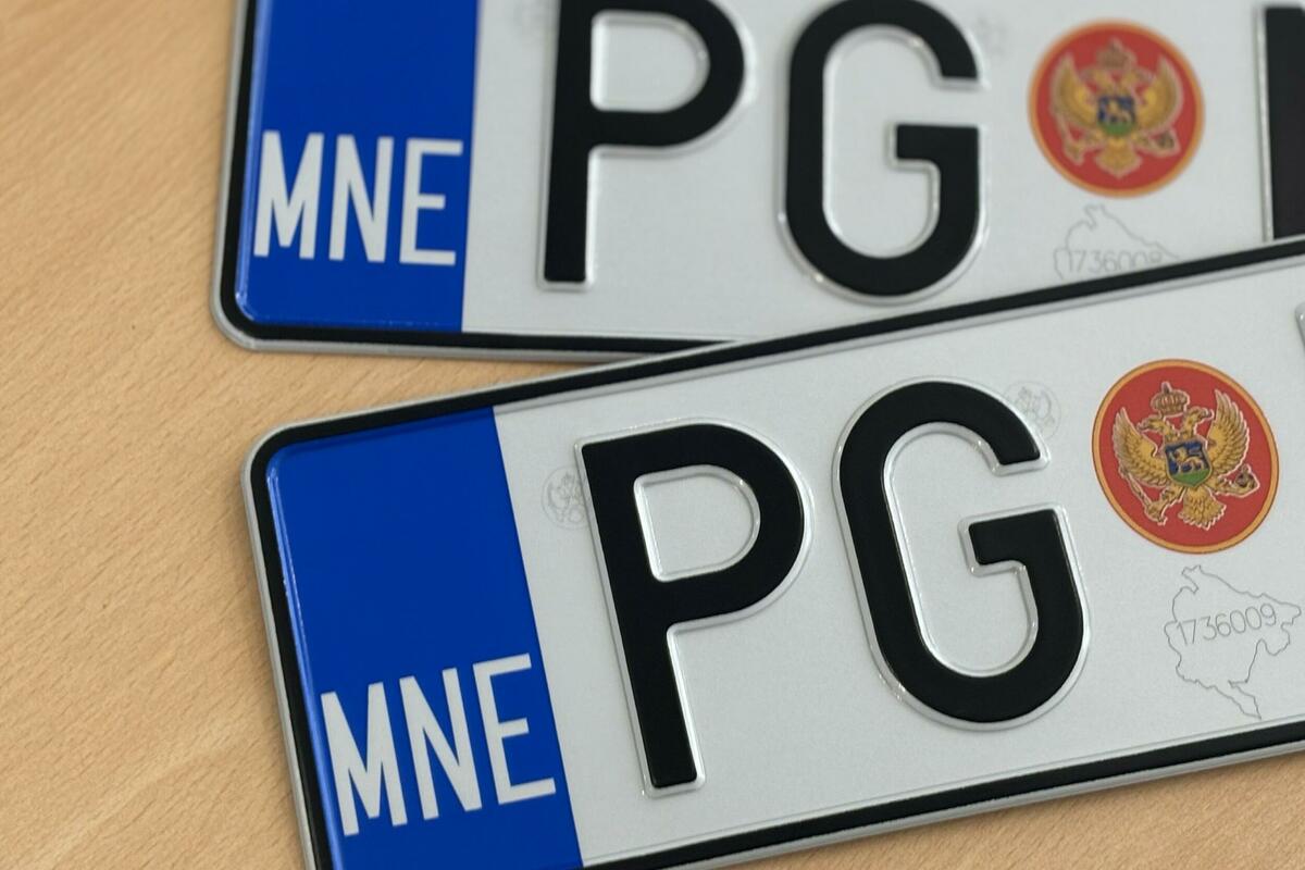 Fotografija uz vijest: MUP: Čekanja za registracione tablice svodimo na minimum