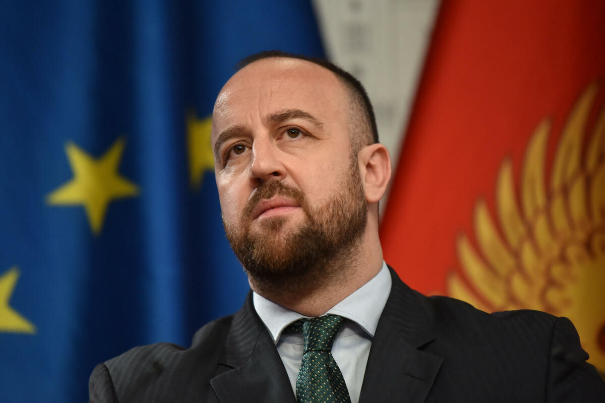 Fotografija uz vijest: Nikolić: Ne pristajemo na kompromise koji podrazumijevaju ćutanje pred veličanjem ratnih zločinaca