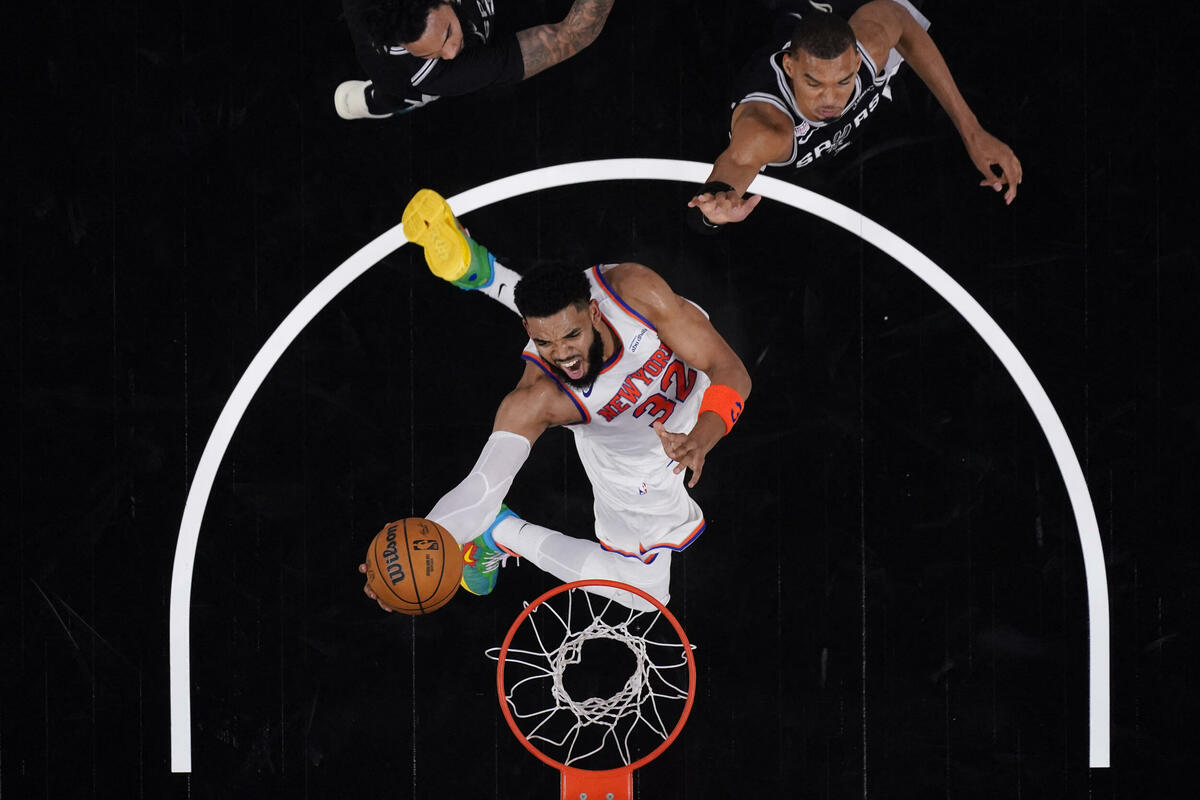 Fotografija uz vijest: Niksi prvi put savladali San Antonio u prvom meču finala NBA lige