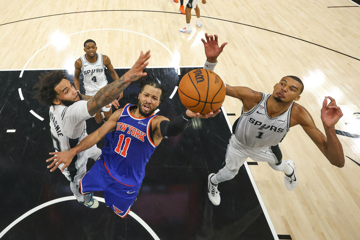 Fotografija uz vijest: Njujork vodi 2:0 u finalu NBA lige nakon tijesne pobjede nad San Antoniom