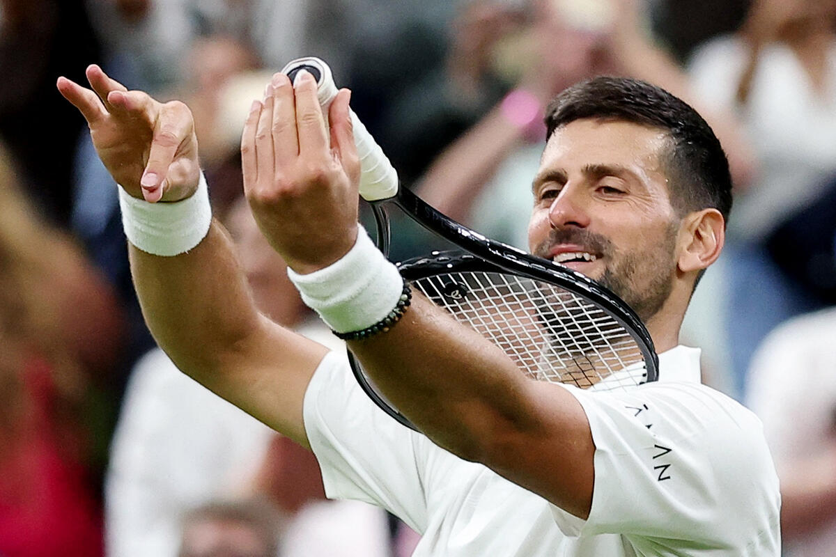 Fotografija uz vijest: Novak Đoković poslije više od tri sata izborio plasman u drugo kolo Vimbldona