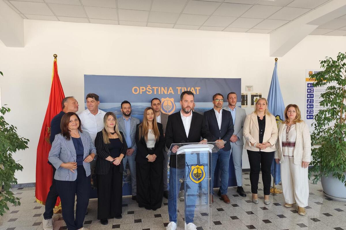Fotografija uz vijest: Opozicija u Tivtu podnijela inicijativu za smjenu predsjednika SO Miljana Markovića