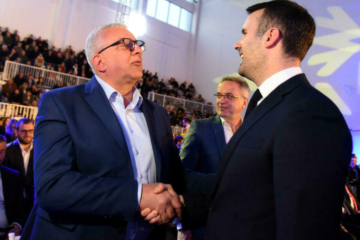 Fotografija uz vijest: Opstanak na vlasti briše "crvenu liniju": Šta treba da uradi prvi čovjek Skupštine da bi ga PES smijenio?