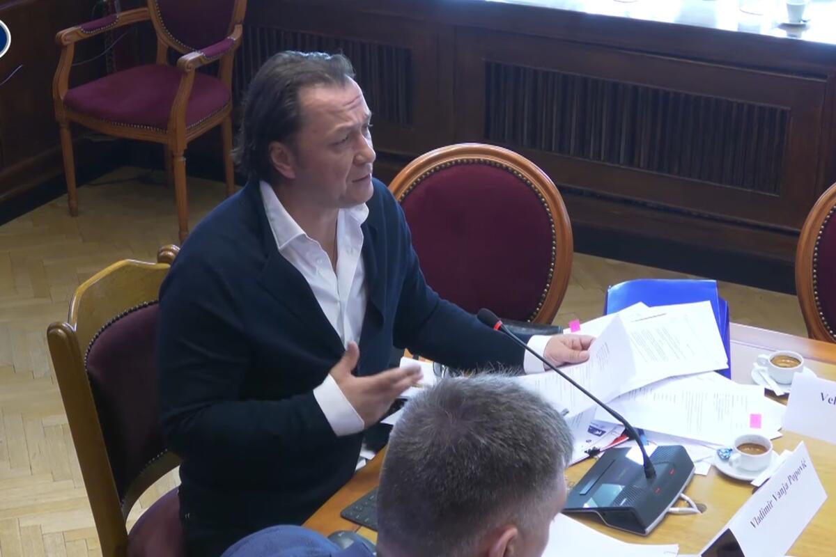 Fotografija uz vijest: Popović pred Anketnim odborom: Projekat Možura pratio sistem koruptivnih isplata, država prevarena za milione