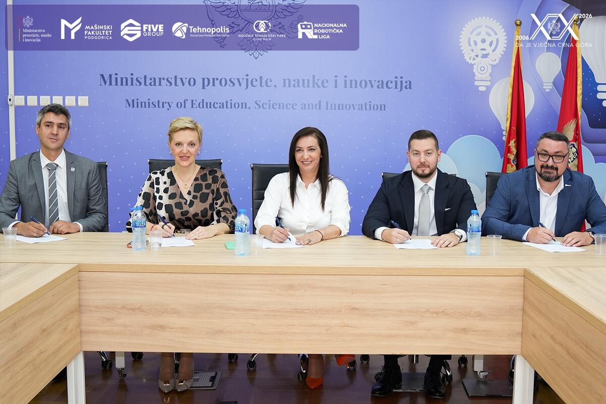 Fotografija uz vijest: Potpisan Sporazum o uspostavljanju Nacionalne robotičke lige u Crnoj Gori