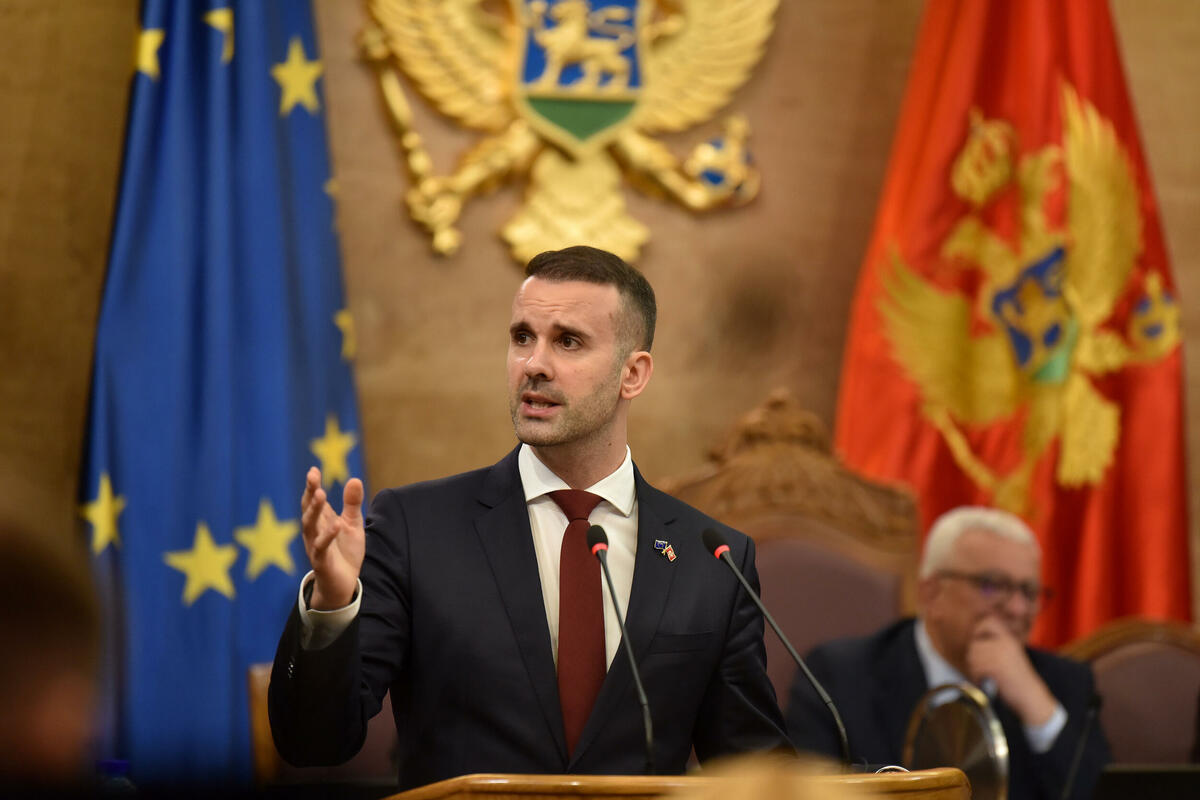 Fotografija uz vijest: Premijerski sat u četvrtak: Spajića će pitati o ovcama, inflaciji, penzionerima i odnosima sa susjedima