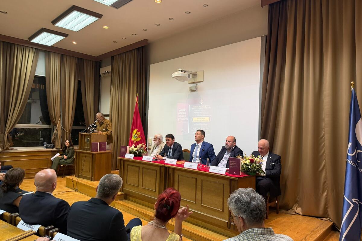 Fotografija uz vijest: Promovisana knjiga o Bogišićevim pravnim izrekama na obilježavanju Dana Udruženja pravnika