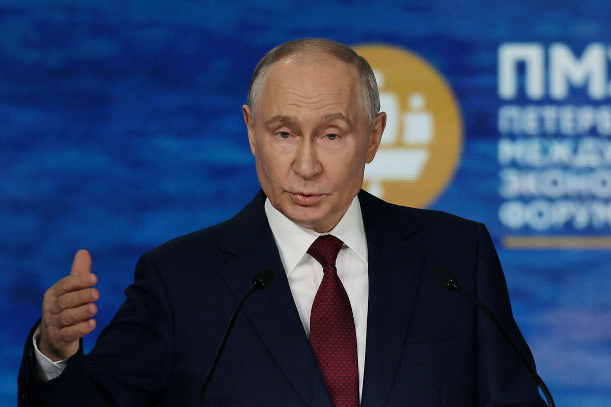 Fotografija uz vijest: Putin: Zamrzavanje ruske imovine u inostranstvu urušava povjerenje u zapadne valute
