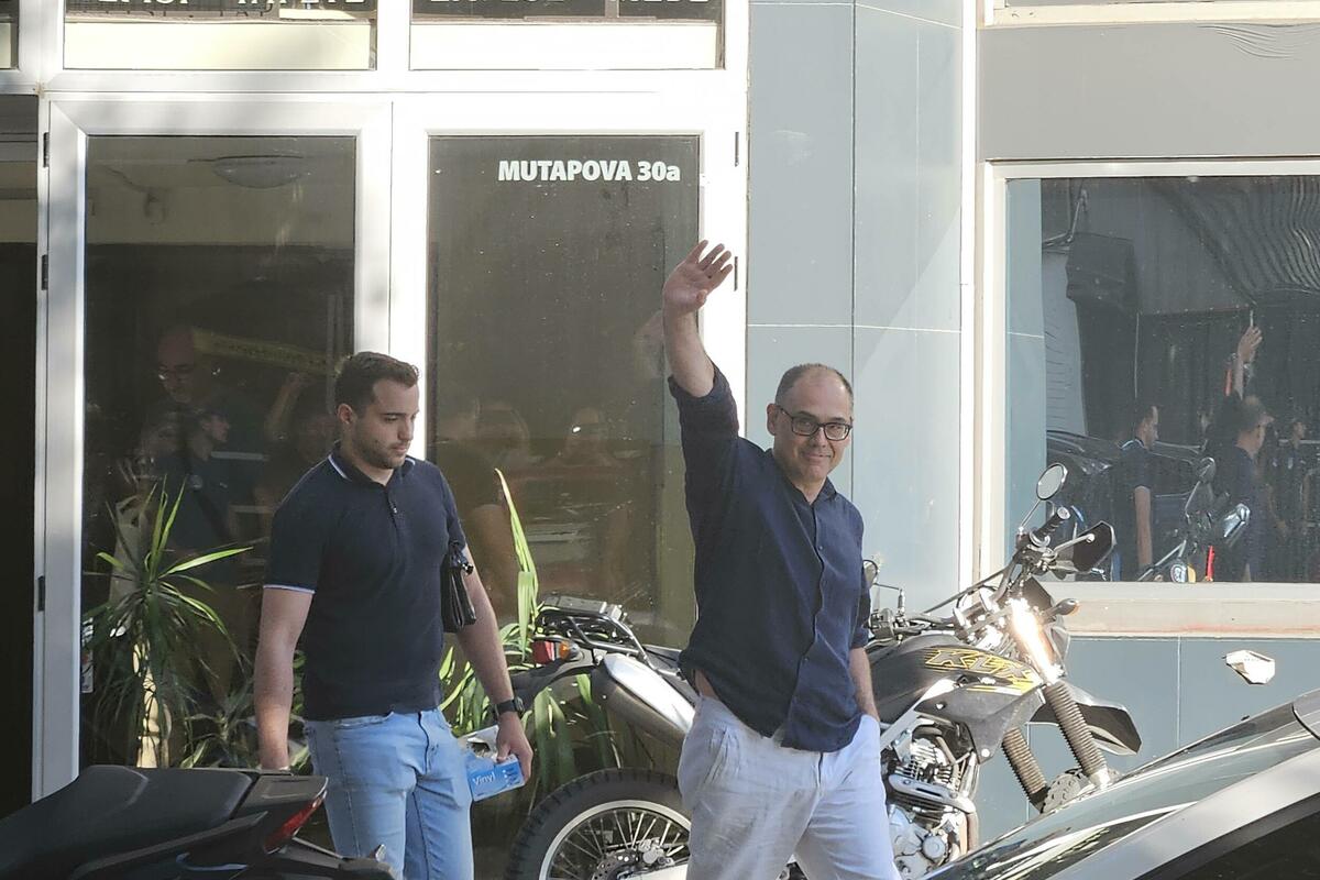 Fotografija uz vijest: Radić: Napustio sam Srbiju, na meti se našla moja kćerka, TV Informer je prikazao nju na snimcima praćenja