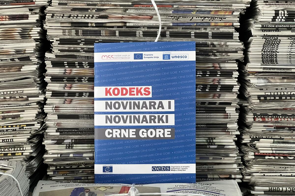 Fotografija uz vijest: Revidirani Kodeks novinara Crne Gore: Jasna pravila za upotrebu vještačke inteligencije
