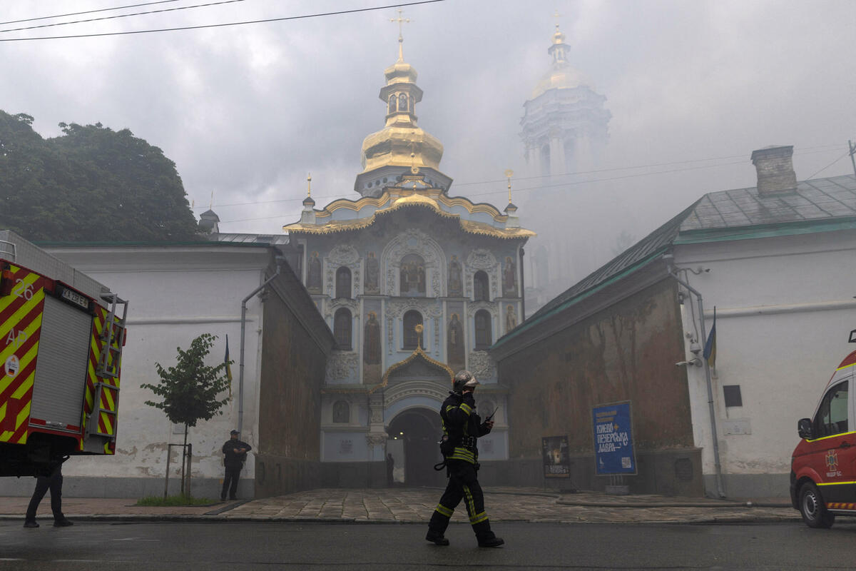 Fotografija uz vijest: Rusija negira da je gađala kijevski manastir, tvrdi da su ga oštetile američke protivvazdušne rakete
