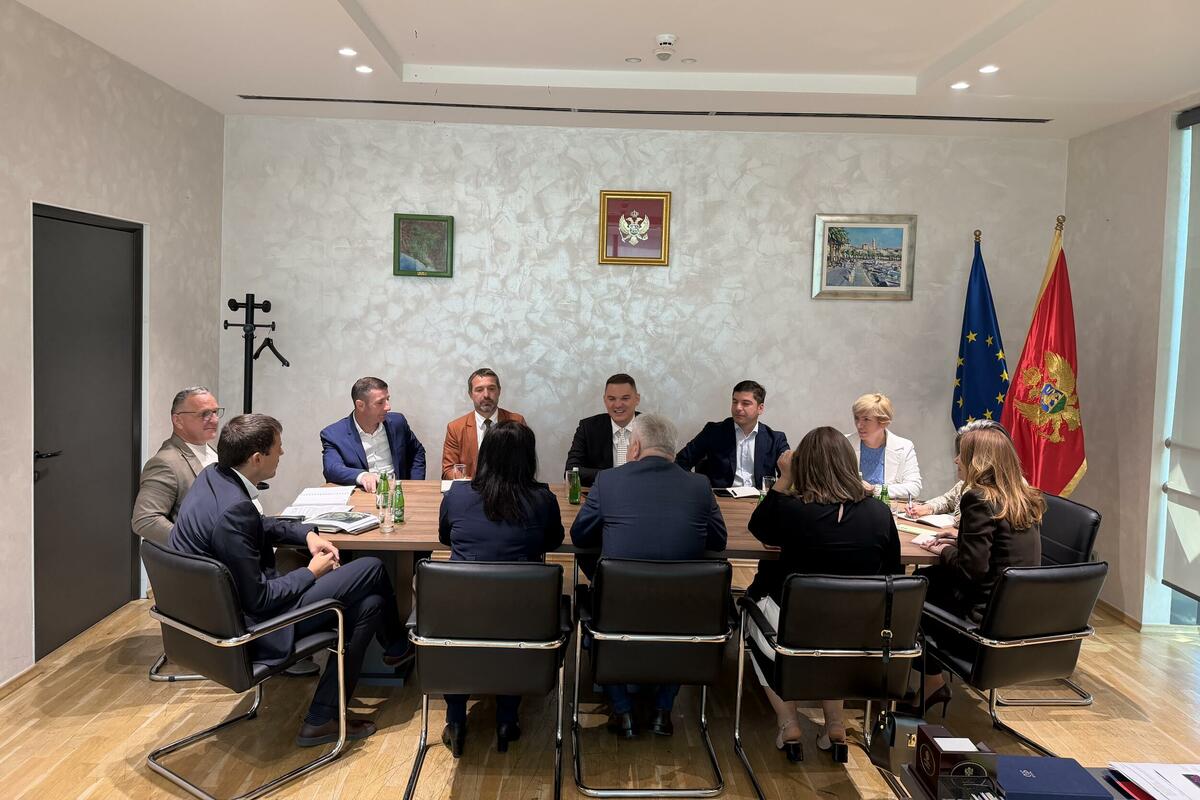 Fotografija uz vijest: Šahmanović: Već ove sedmice obilazak lokacija za novu trafostanicu u Rožajama