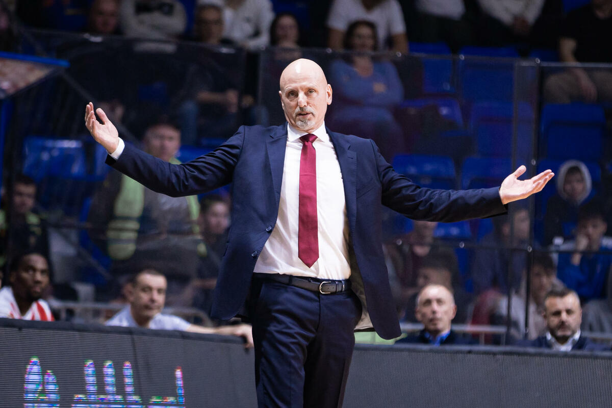 Fotografija uz vijest: Saša Obradović više nije trener Crvene zvezde, tim preuzima Milan Tomić
