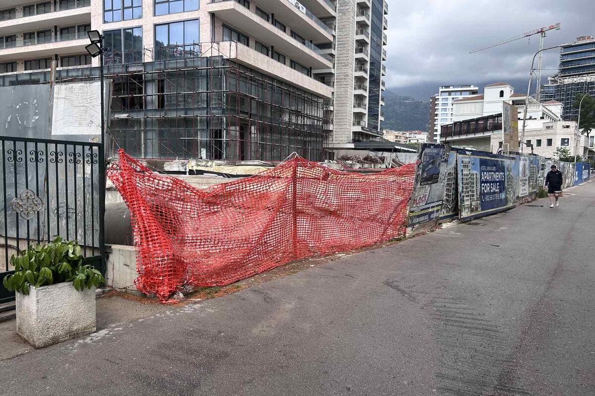 Fotografija uz vijest: Slovinići podnijeli krivičnu prijavu protiv sudije Klikovca zbog postupanja u slučaju Opštine Budva