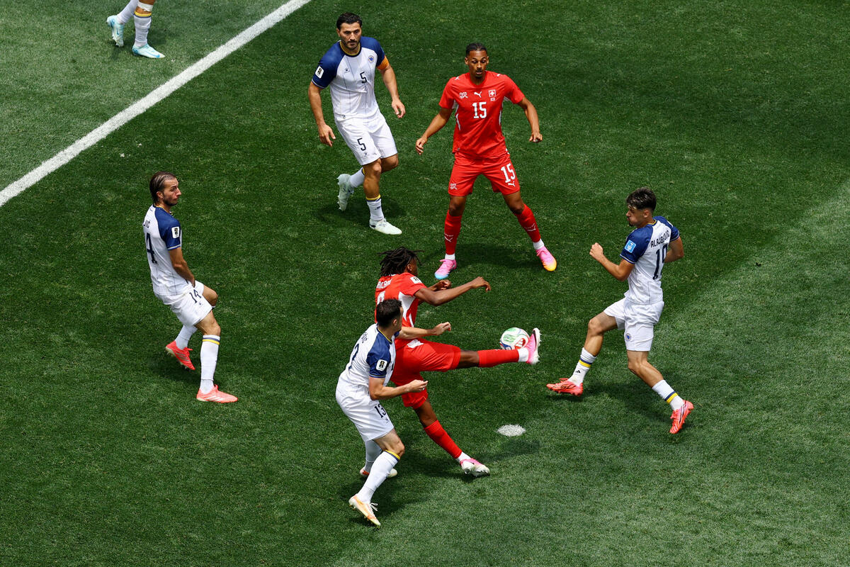 Fotografija uz vijest: Švajcarska slavila protiv Bosne i Hercegovine 4:1 uz četiri gola u 15 minuta