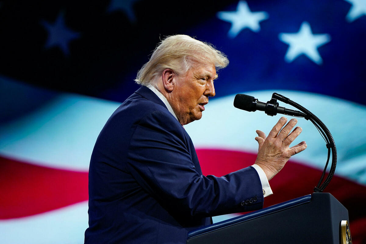 Fotografija uz vijest: Tramp će uručiti trofej pobjedniku finala Mundijala 2026