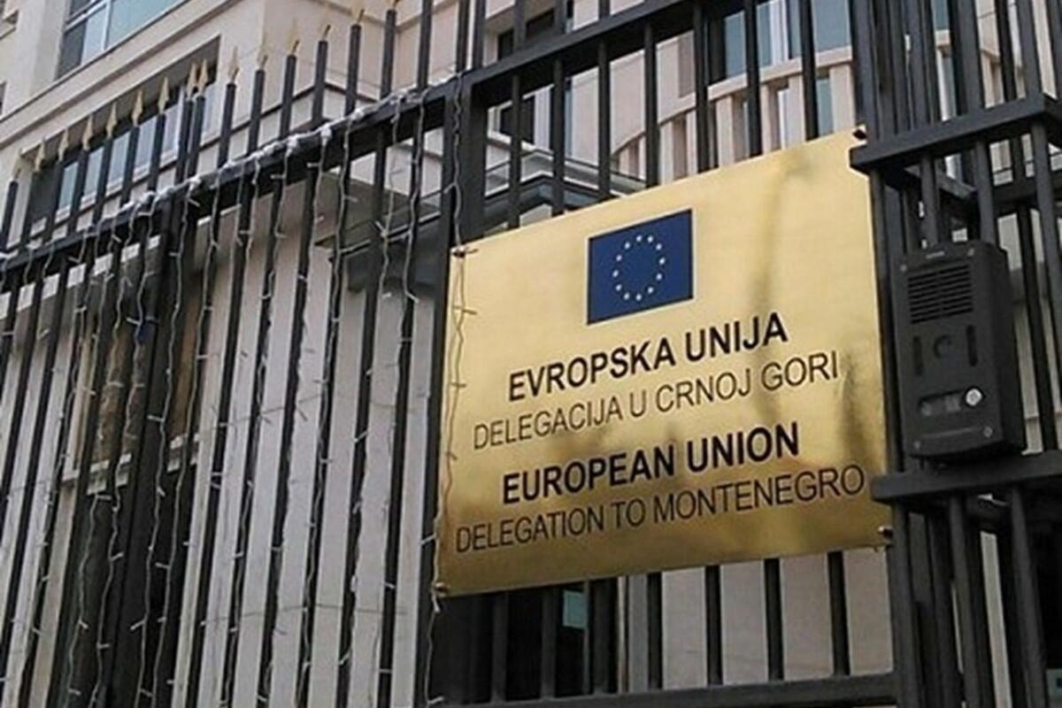 Fotografija uz vijest: U Delegaciji EU održan sastanak vlasti i opozicije uz posredovanje Satlera